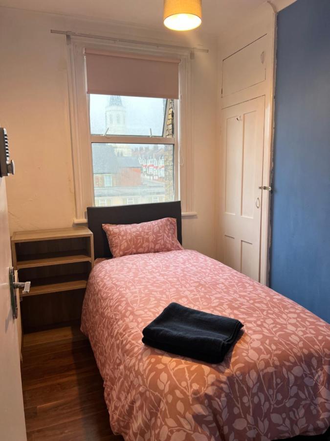 Cozy London Flat Hotel Exterior photo
